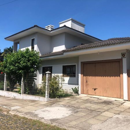 Sobrado Aconchegante Villa Torres Buitenkant foto